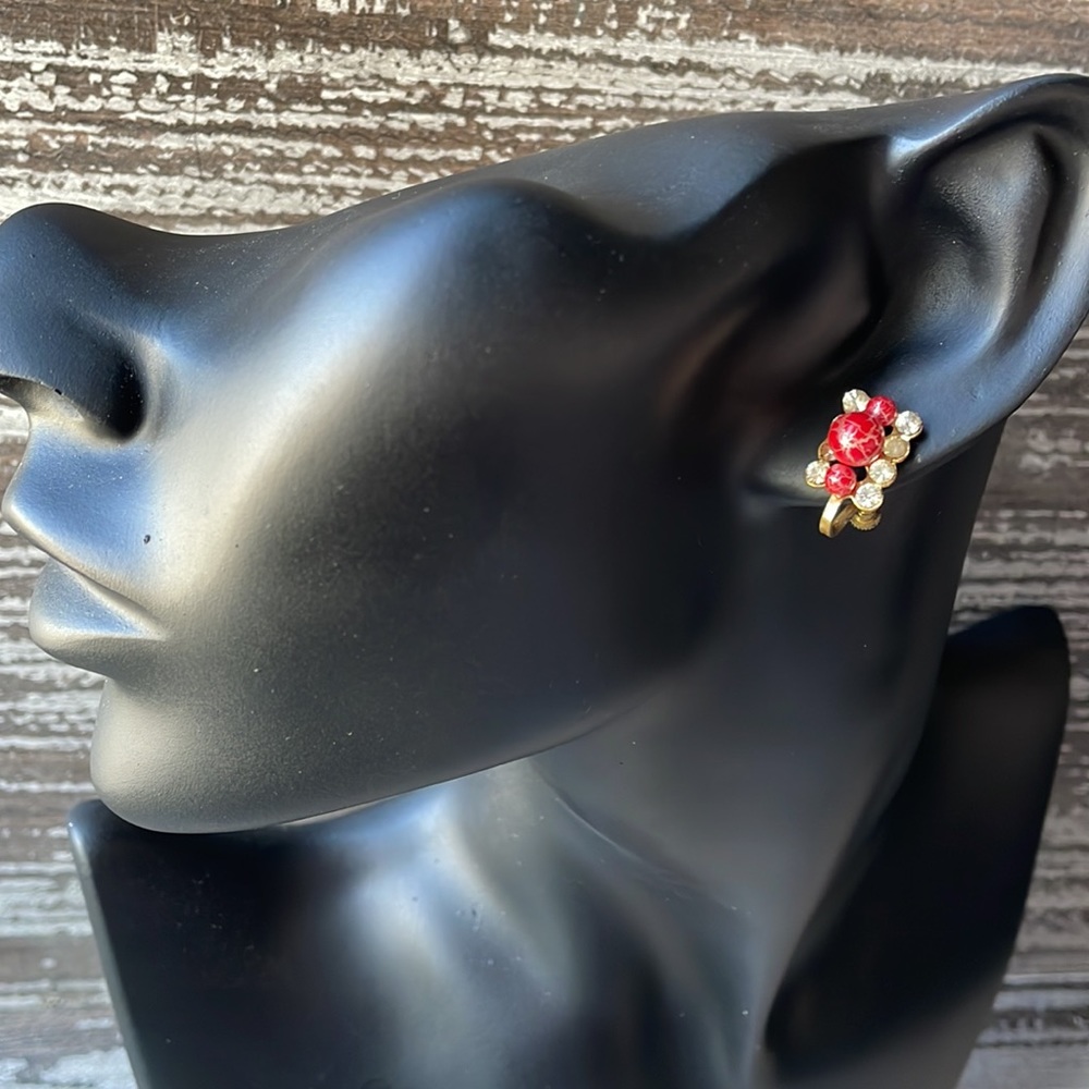 Vintage Rhinestone Twist Clip On Earrings